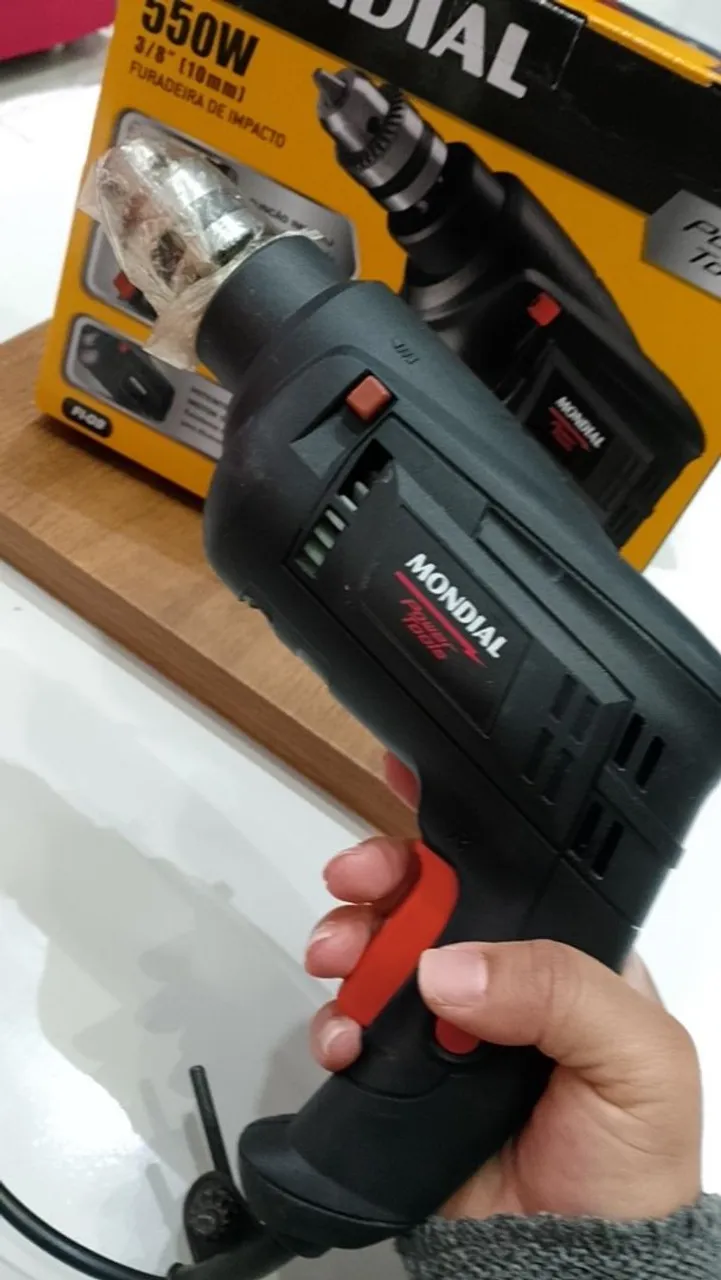 Furadeira de Impacto Mondial 550W