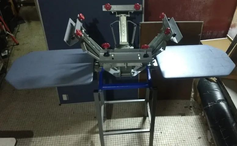 Carrossel Para Serigrafia Ou Estamparia 4 Garras 2 Berços (Usado) - Foto 3