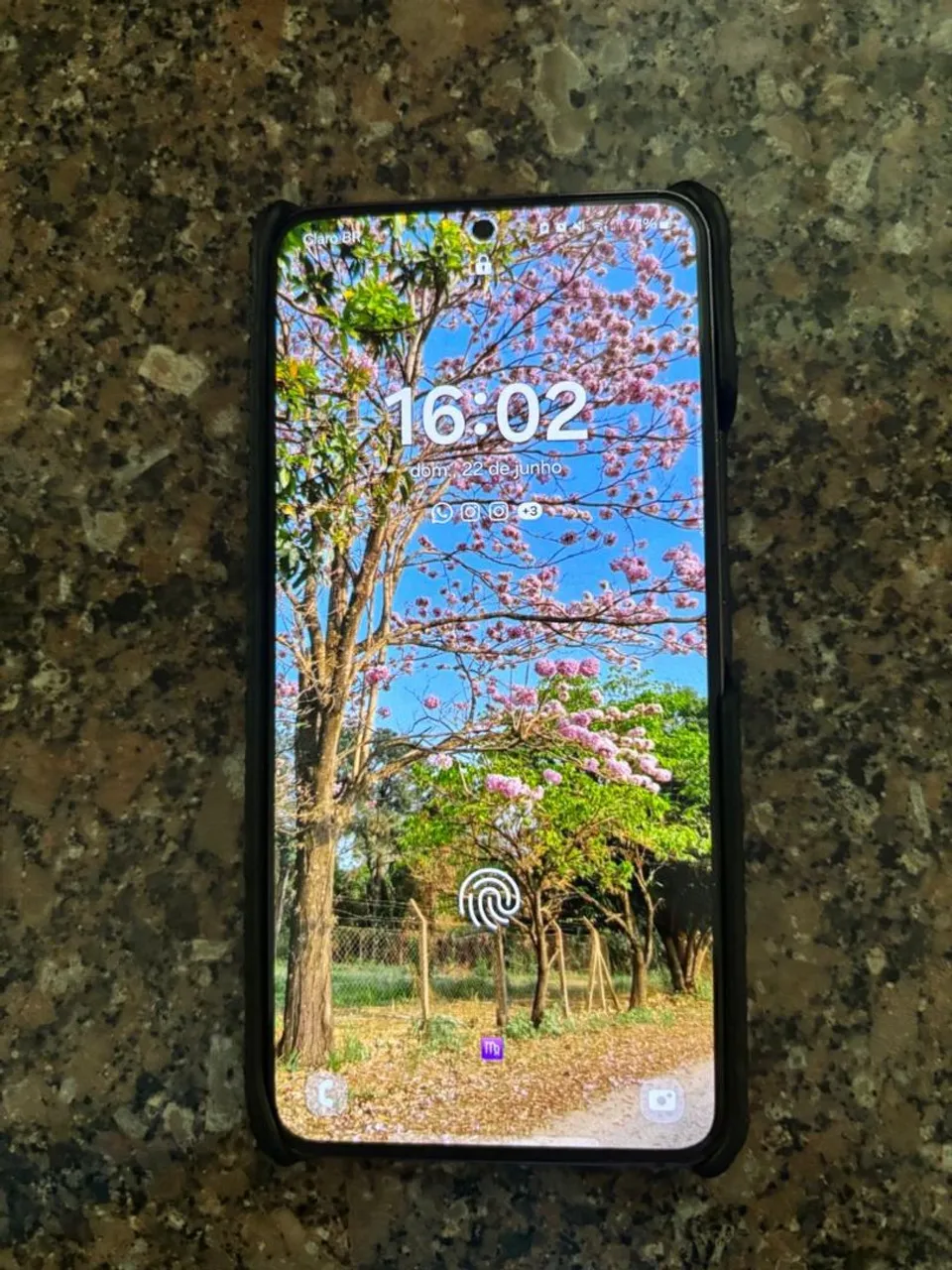 Samsung S22 usado em Perfeito estado
