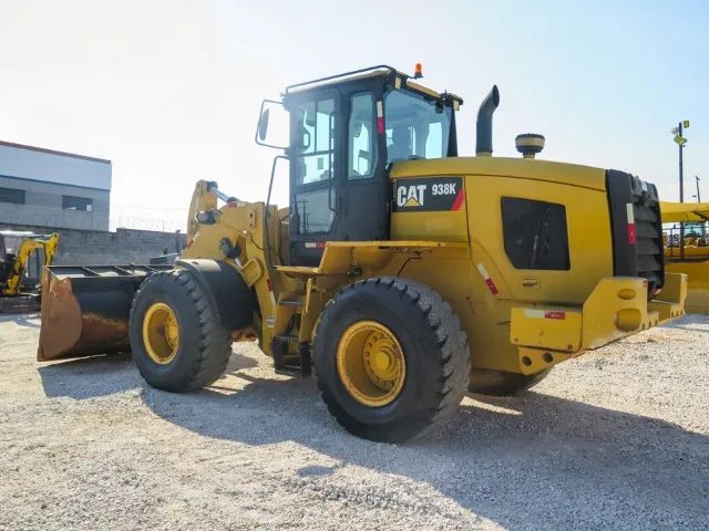 Pá carregadeira Caterpillar 938K 2014 revisada - Foto 3
