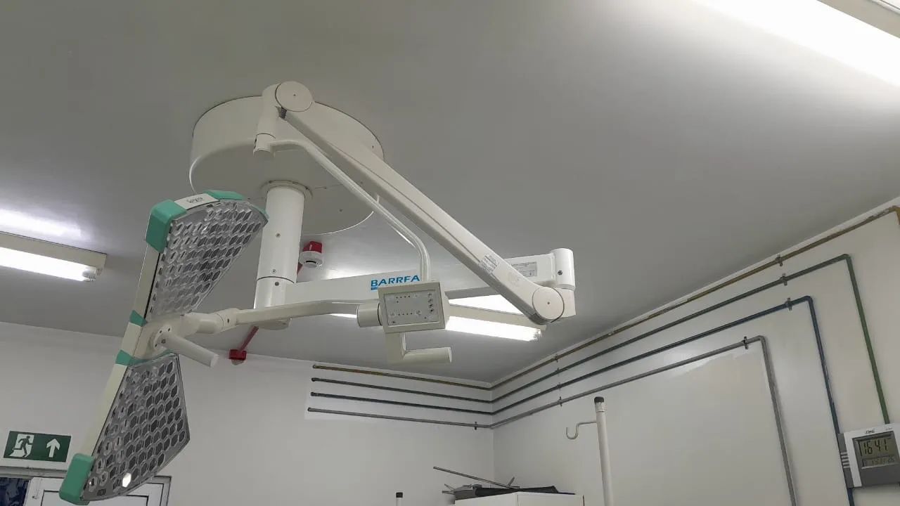 Vendo Foco cirúrgico Barfab - Foto 4