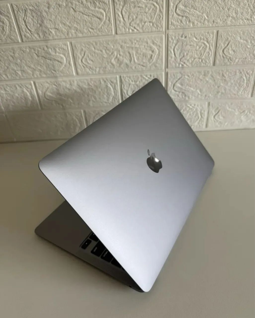 MacBook Air 2019 Intel 8GB グレー MacBook Air 2019 - 256GB SSD - 8GB RAM - Todo Original - Notebooks