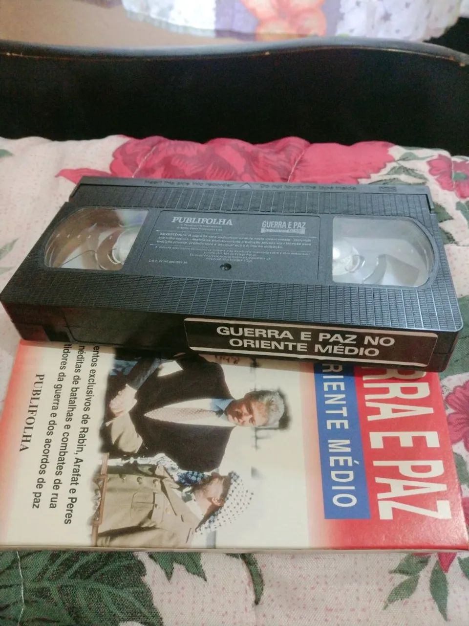 VHS Guerra e Paz no Oriente Médio - Foto 3