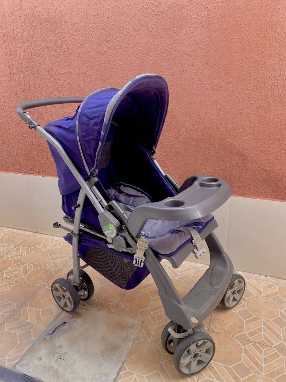 Carrinho de Bebê Confortável e Seguro