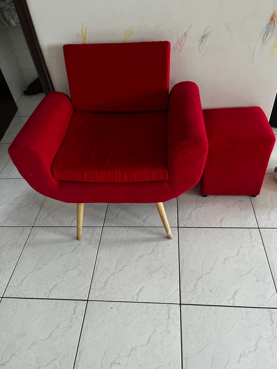 Poltrona + Puf 64618163311235120