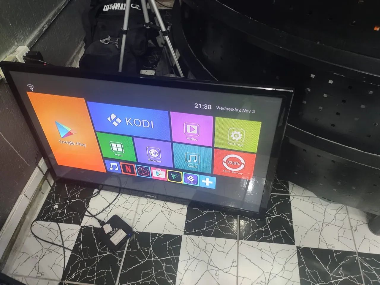 Vendo tv Samsung 55 polegadas top de linha em estado de nova obd. Nao e smartv R$ 900,00 - Foto 5