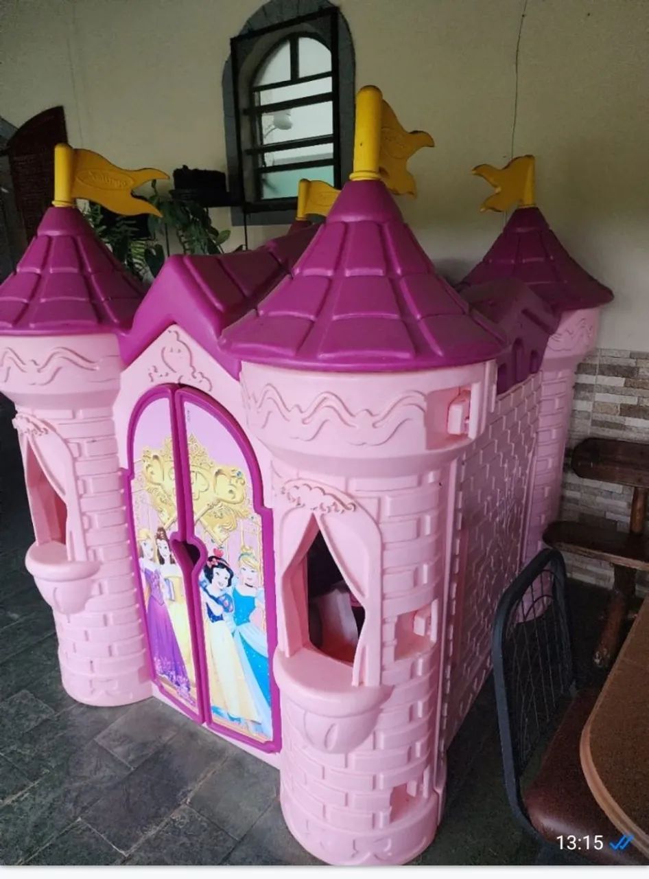 CASTELO PRINCESAS XALINGO, POR MENOS DA METADE DO VALOR DE UM NOVO.ACEITO CARTÃO. - Foto 3