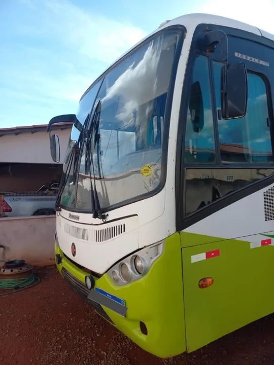 Vende-se Ônibus rodoviário e urbano 