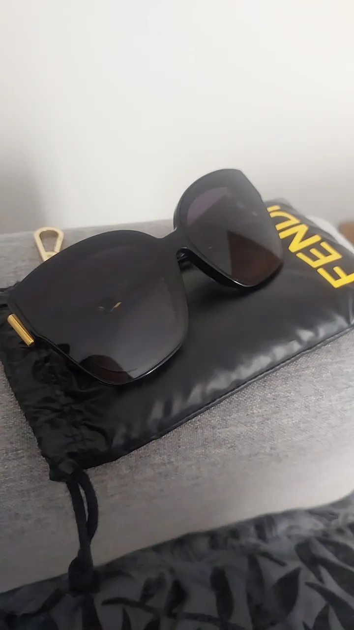  Óculos de Sol Fendi 40098I