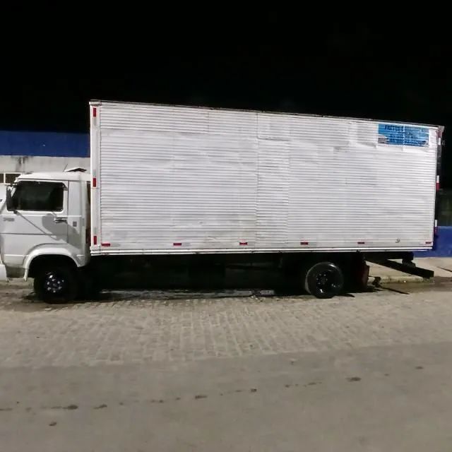 FRETES E MUDANÇAS BAU 7 METROS   - Foto 6