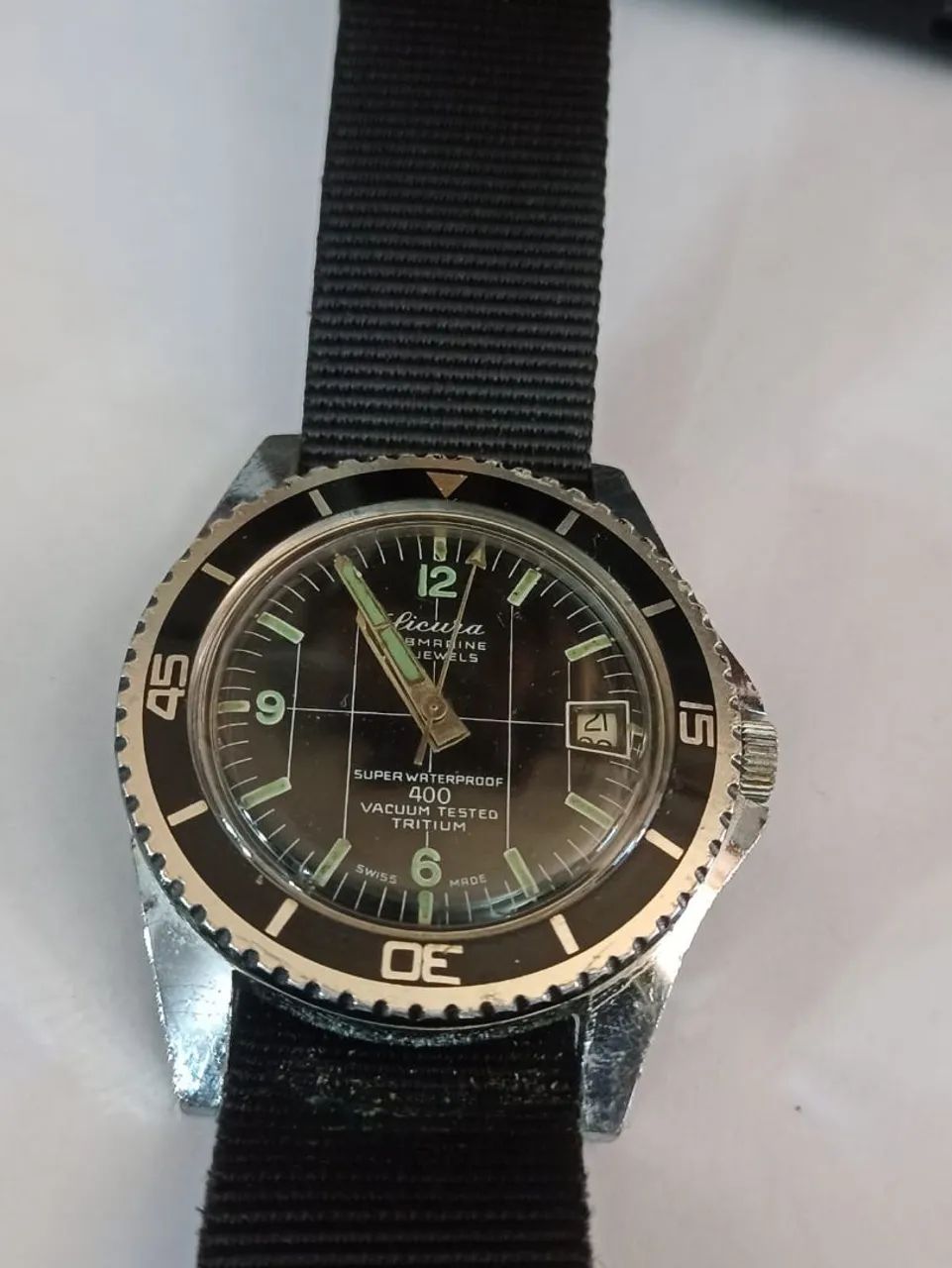Relógio  Sigura estilo submarino couro manual