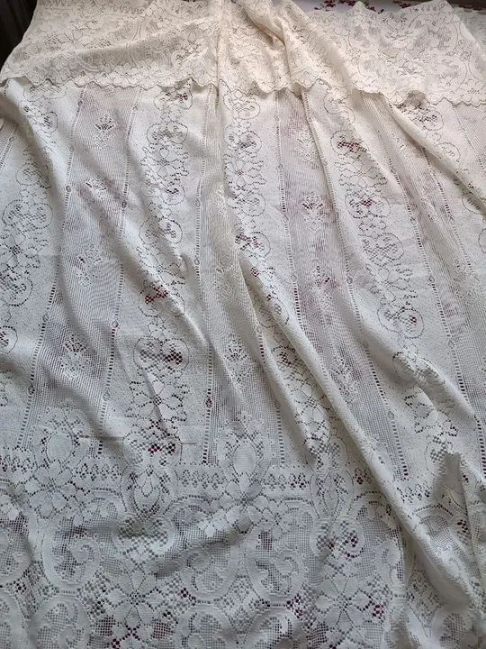 Cortina de renda branca - Decoração elegante para sua casa