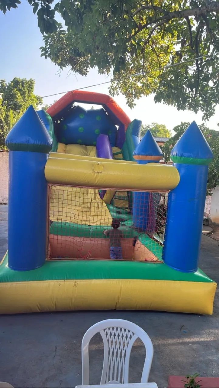 Castelo Inflável para Crianças