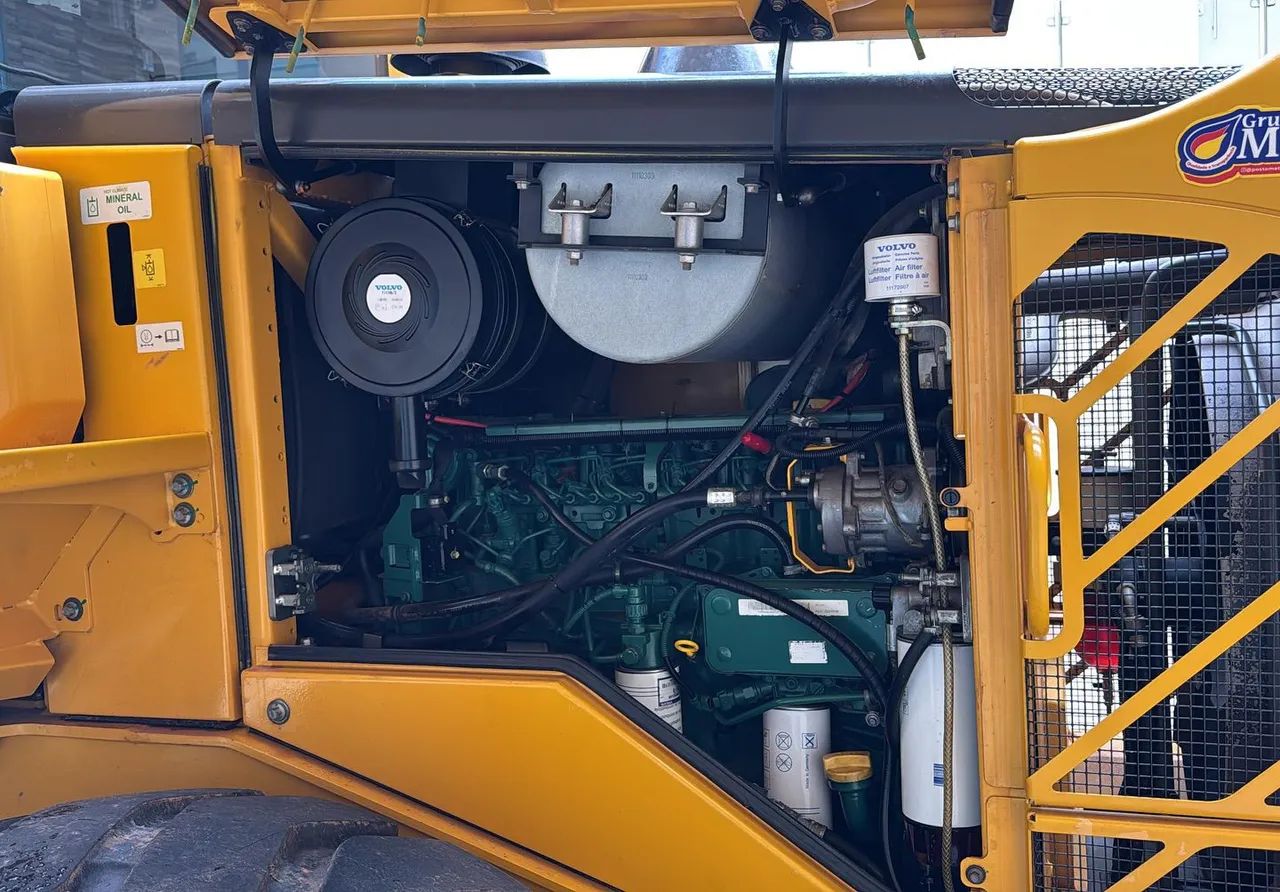Pá carregadeira- Volvo L60F  à venda  - Foto 4