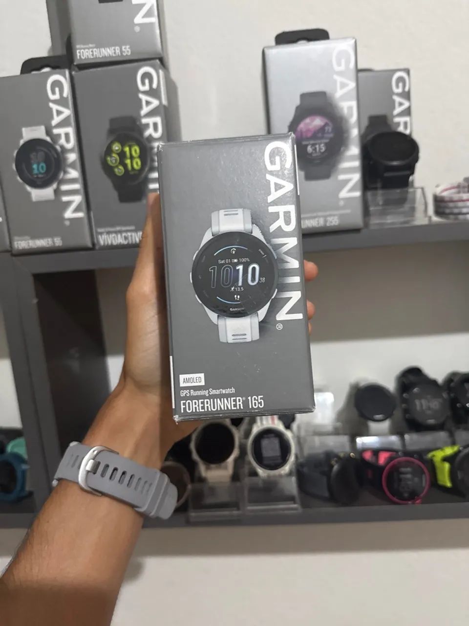 Garmin Forerunner 165 - Smartwatch GPS Running