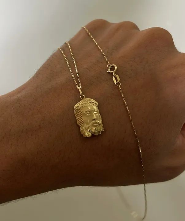 Corrente maciça ouro 18k com pingente usada - Foto 3