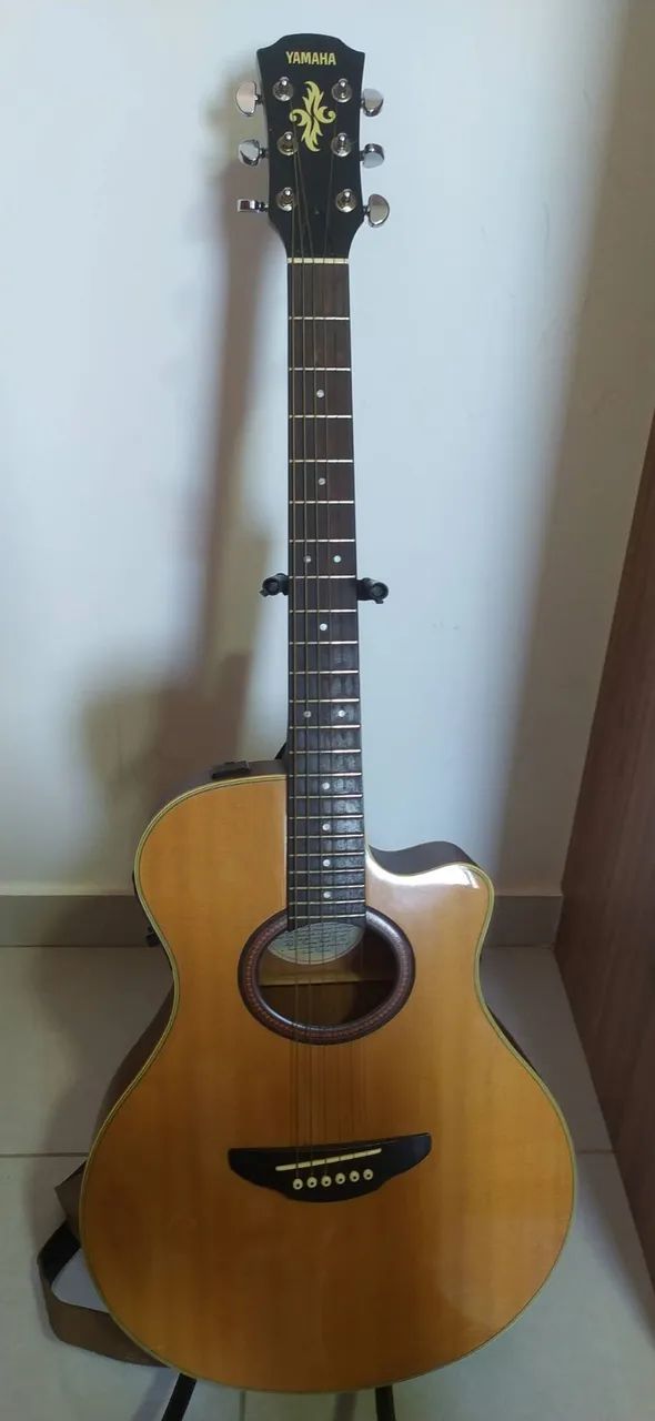 Violão Eletroacústico Yamaha - Foto 6