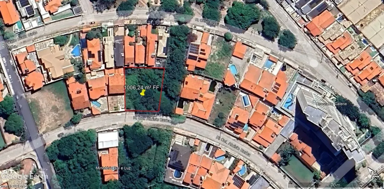 Imóvel para venda possui 1006 metros quadrados em Engenheiro Luciano Cavalcante!