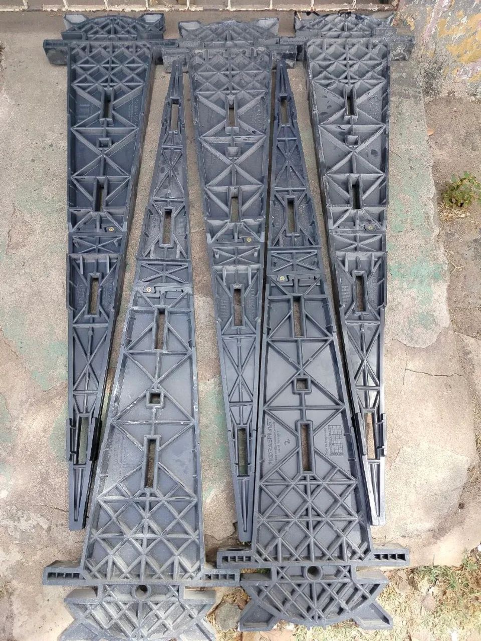 Peças de Plástico Resistente.