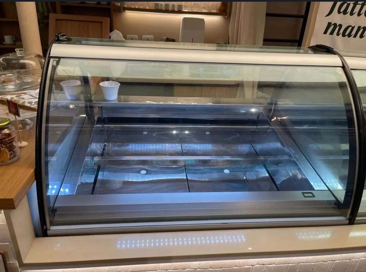 Vitrine de gelato ISA Millenium 12 cubas