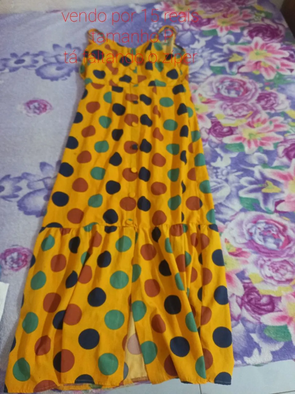 Vestido amarelo com bolinhas - Tamanho P