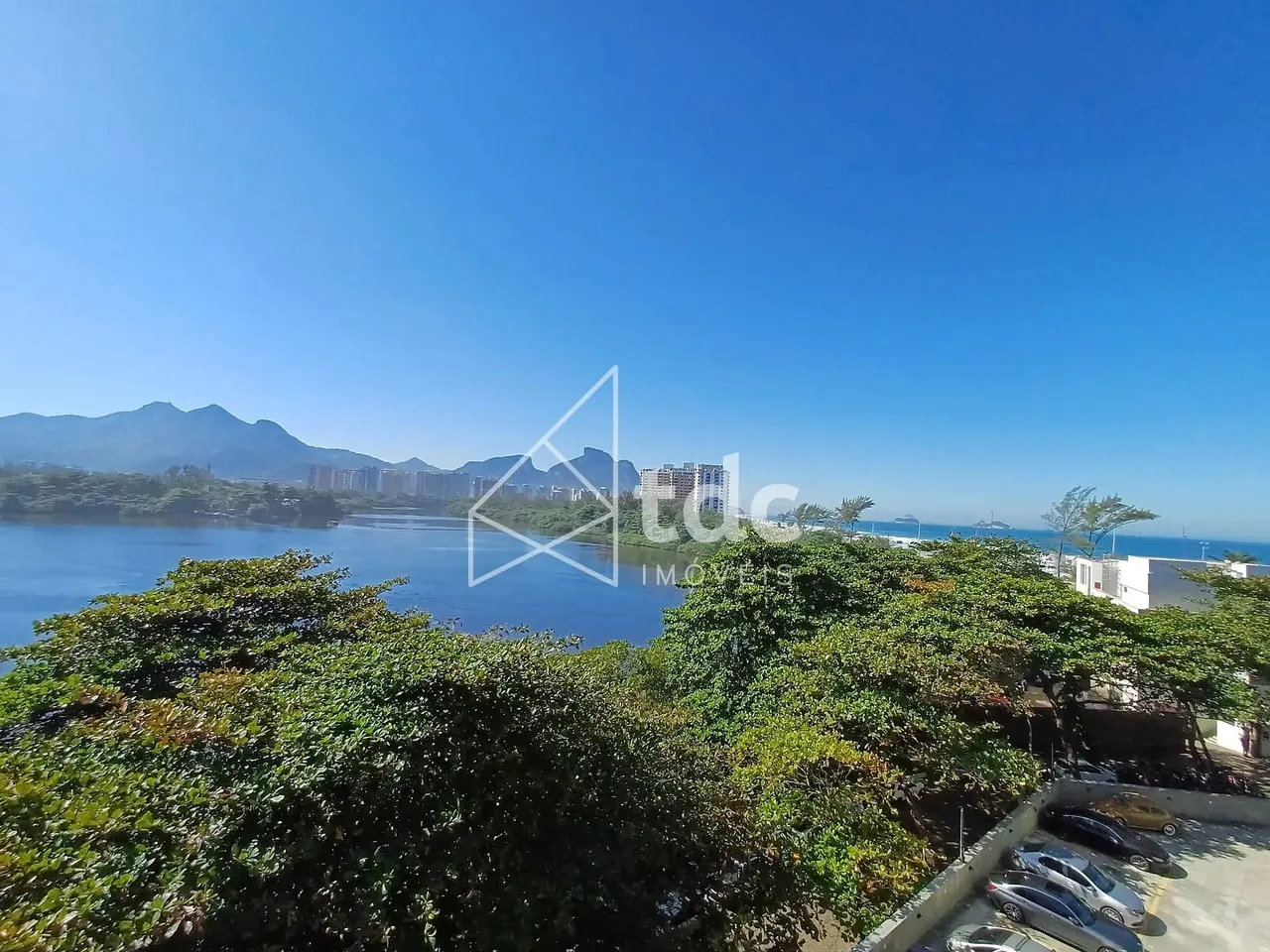 Apartamento para venda e locação no condomínio Alfa Barra 2, Barra da Tijuca, Rio de Janei