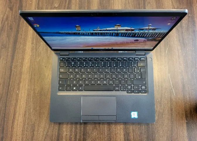Notebook Dell Latitude 5300 - Core i7 | 8ª Geração | 256GB SSD