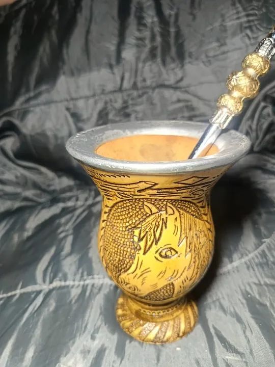 cuia artesanal e bomba para  chimarrão  - Foto 3