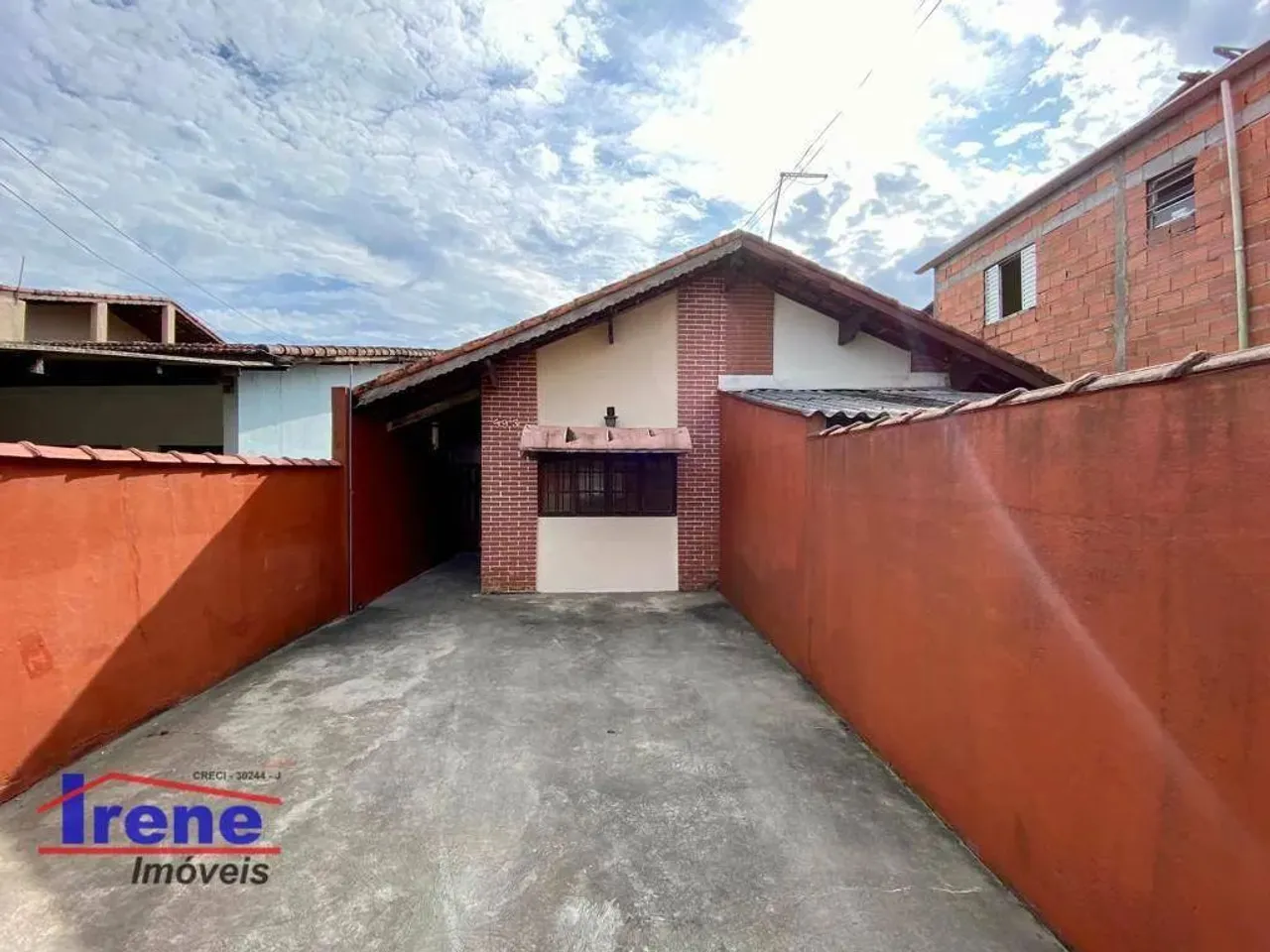 Casa com 2 dormitórios à venda, 71 m² por R$ 280.000,00 - Vila São Paulo - Itanhaém/SP