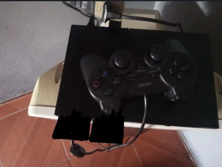 Console Playstation 2 Slim com controle