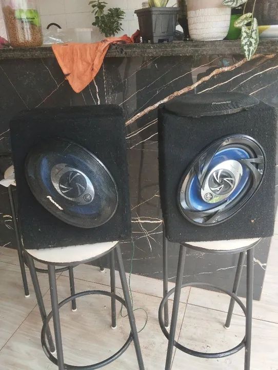 Par de Caixas de Som Pioneer 200$