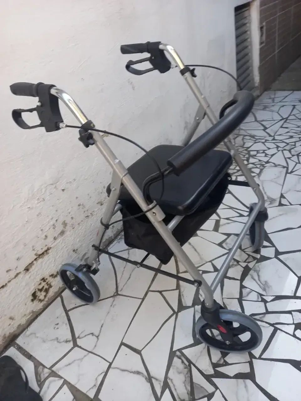 andador para idoso - Foto 3