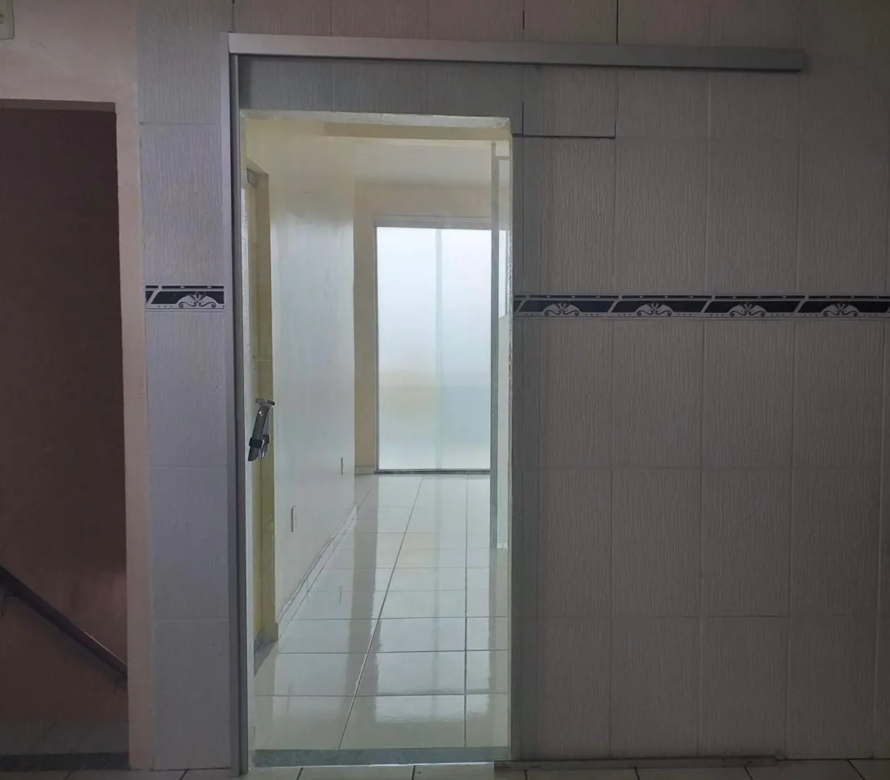 Vende se portas de vidro