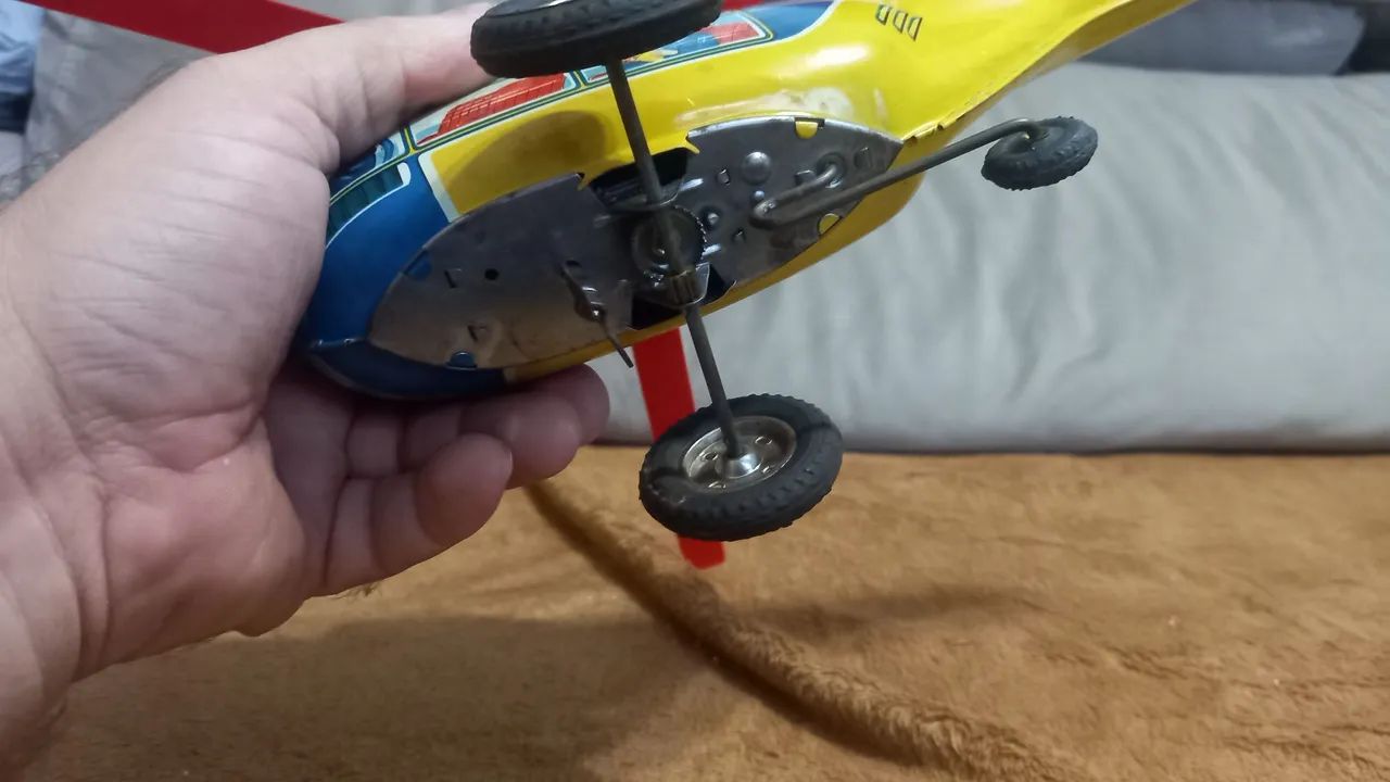 Helicóptero de Brinquedo de lata antiga  década de 40  - Foto 3