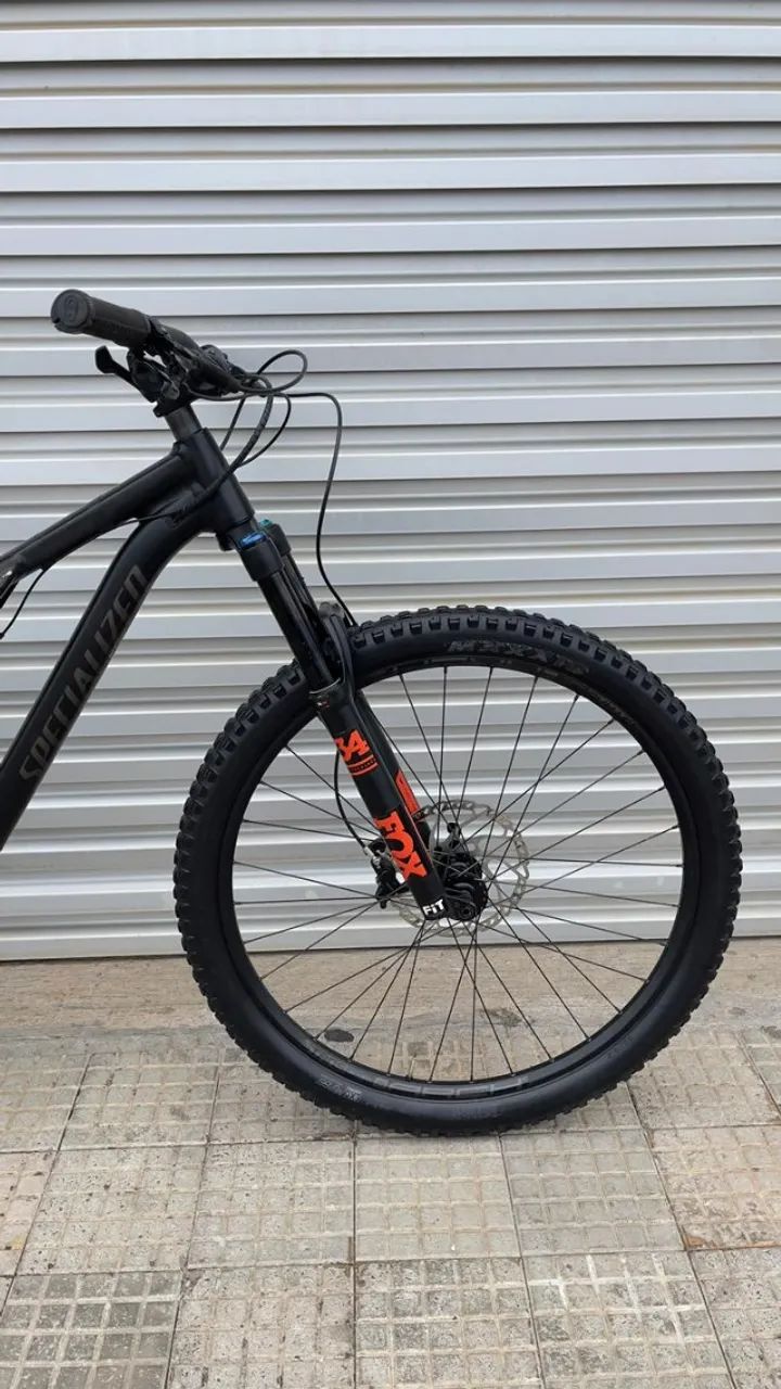 SPECIALIZED STUMPJUMPER ALLOY - Tamanho S3 - 2022 - Ciclismo