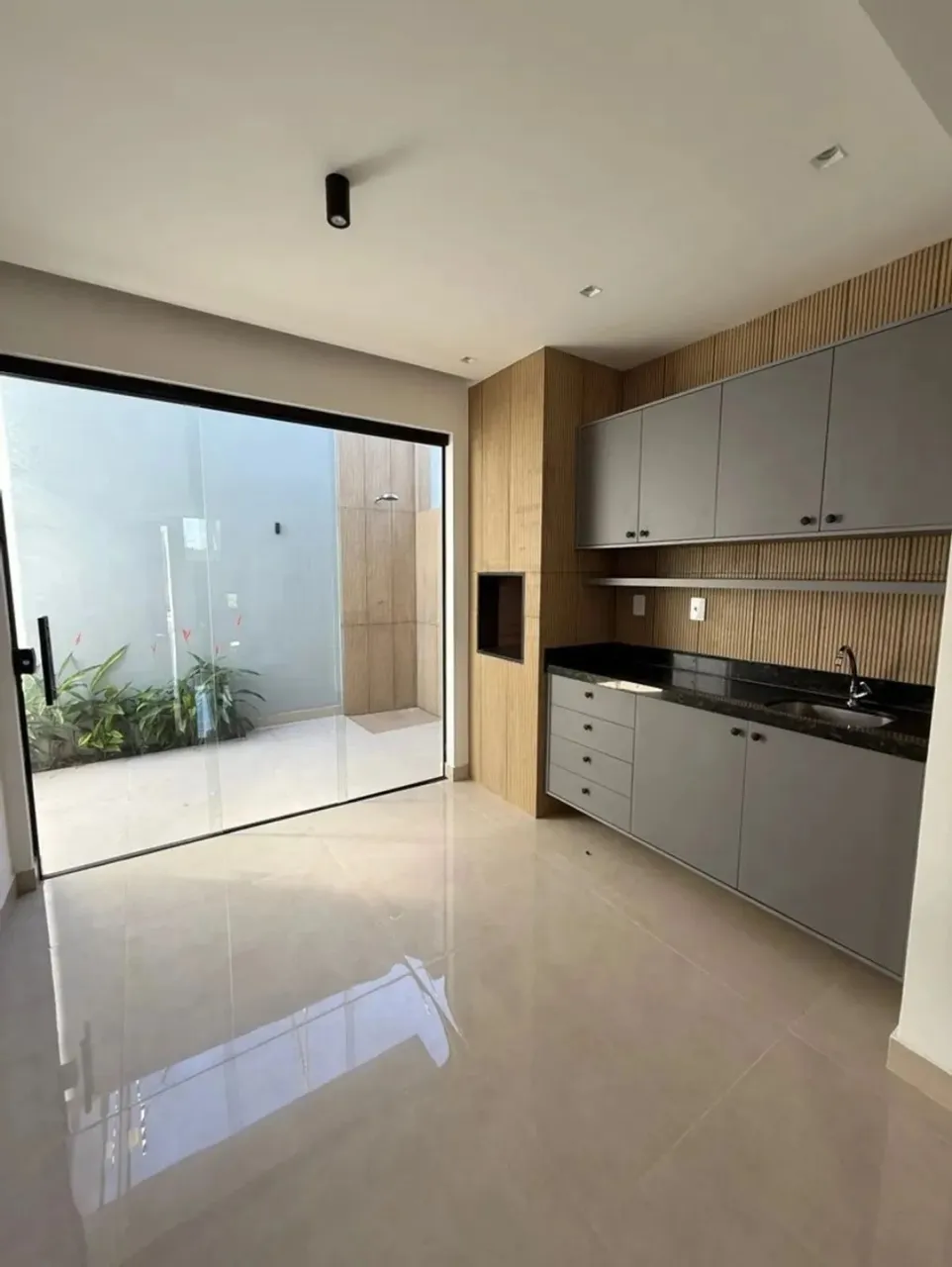 GRAN PARAISO BELÍSSIMA CASA A VENDA NOVA COM 2 PAVIMENTOS