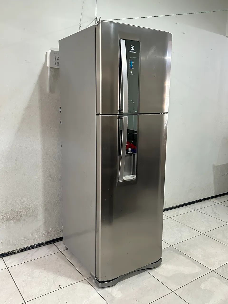 Geladeira Electrolux inox 