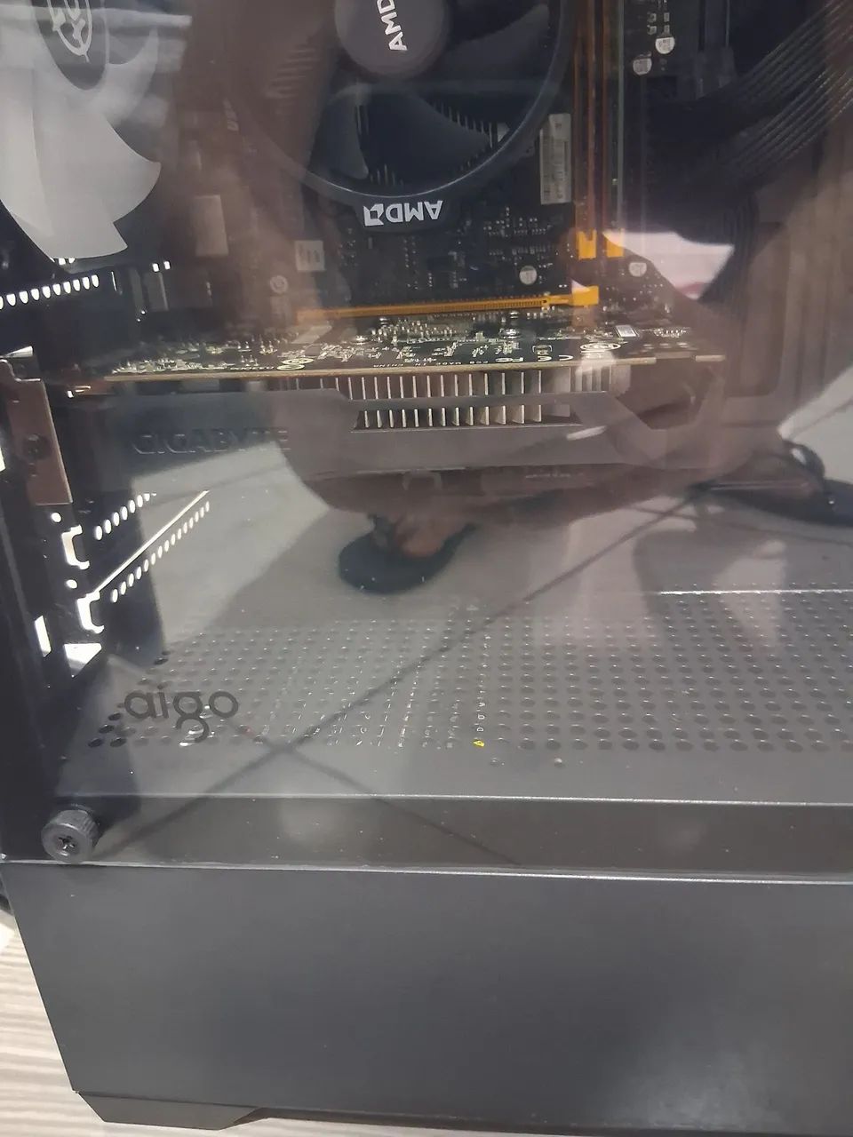 Placa de video GTX 1050 TI