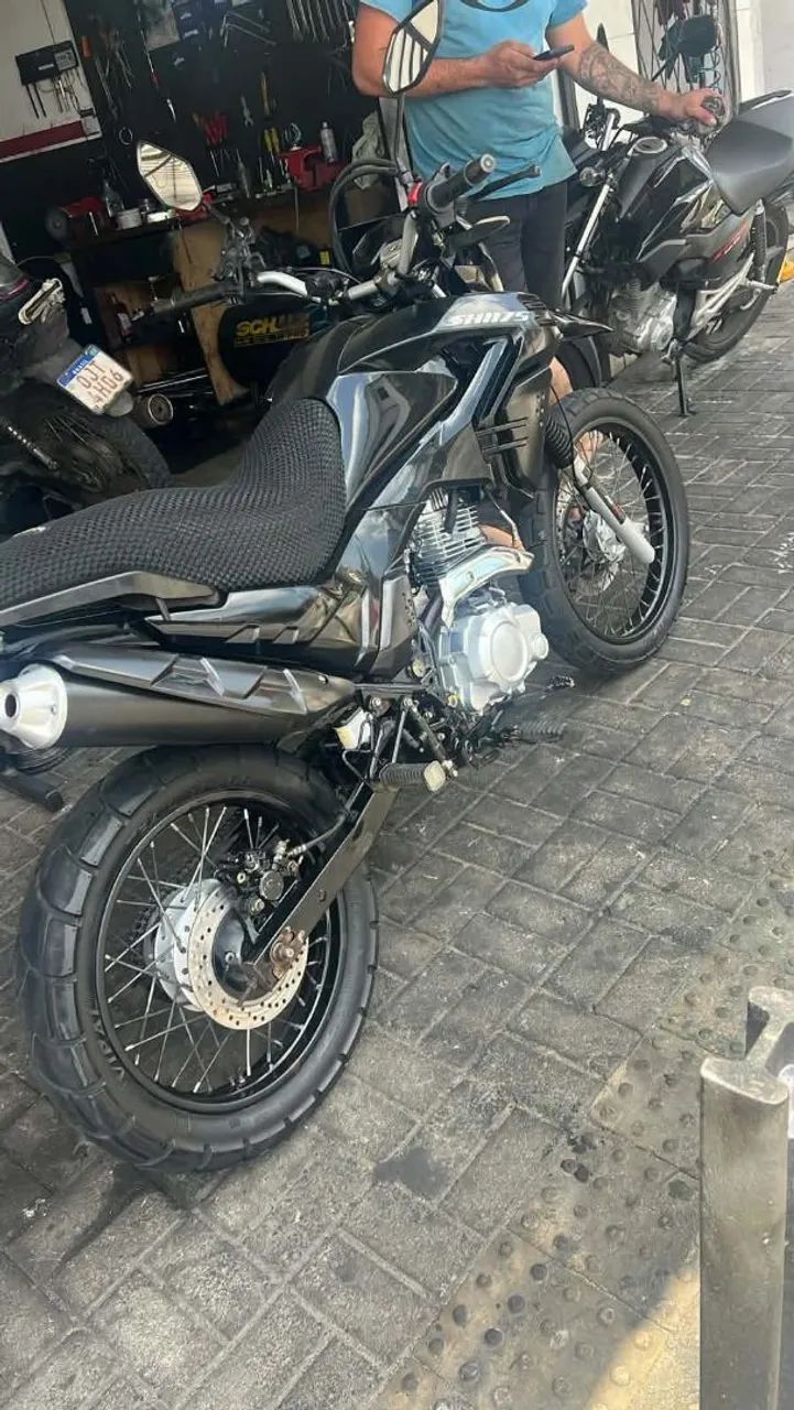 Moto shi 175 efi 2024 - Foto 3