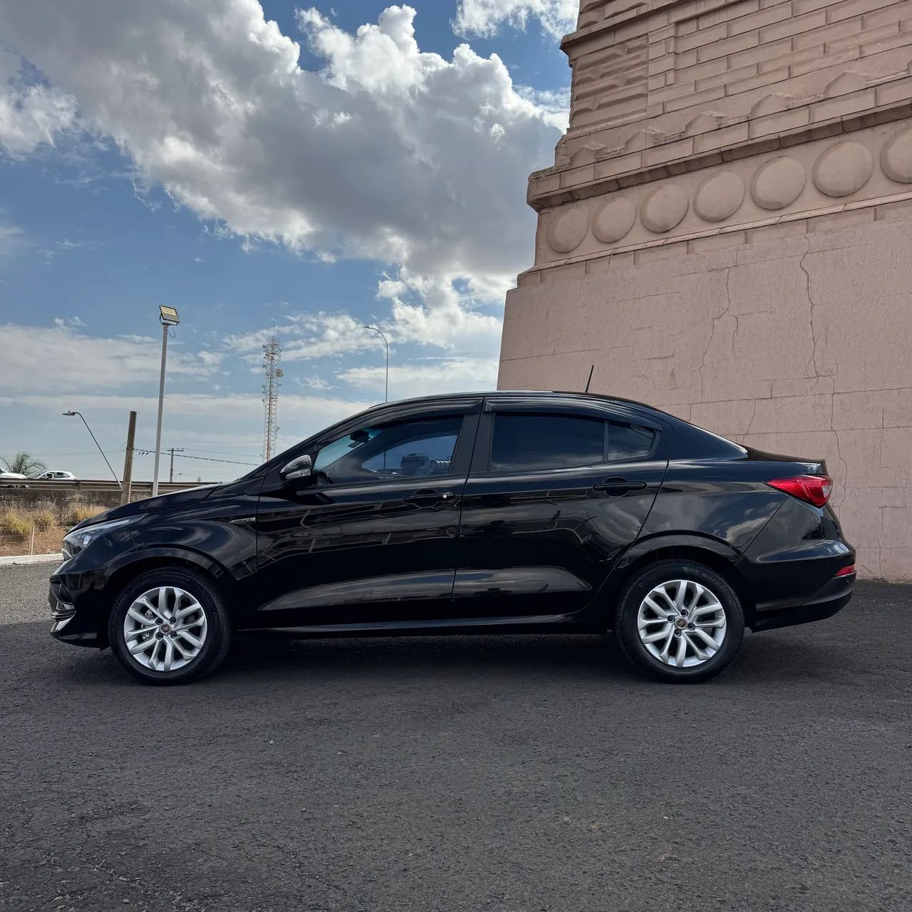 Fiat Cronos Drive 1.3 8V Flex 2019 - Foto 2