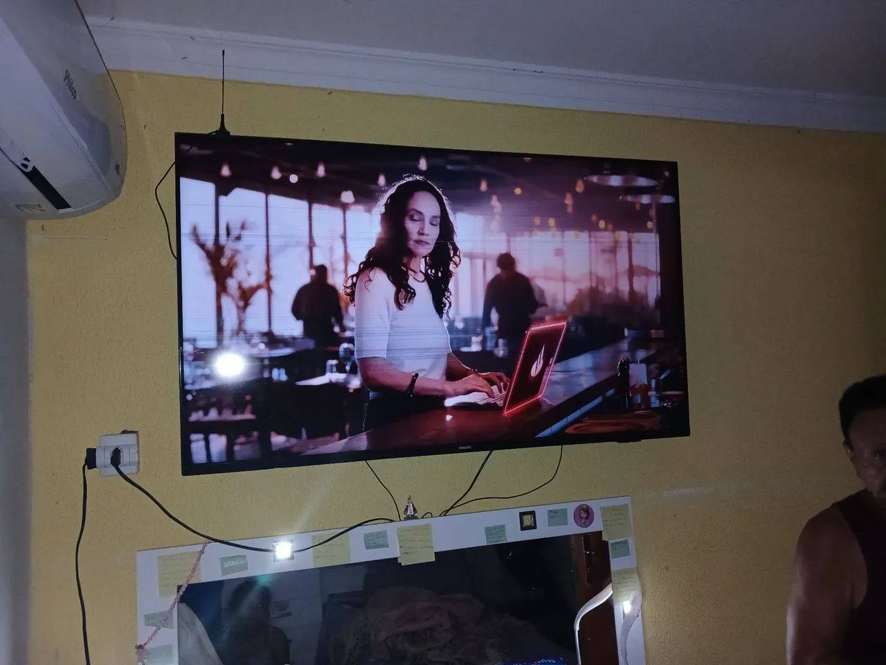 Tv Philips 50 polegadas  - Foto 3