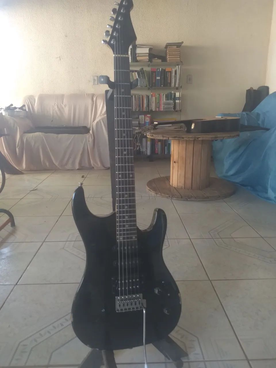 Guitarra Golden  - Foto 2