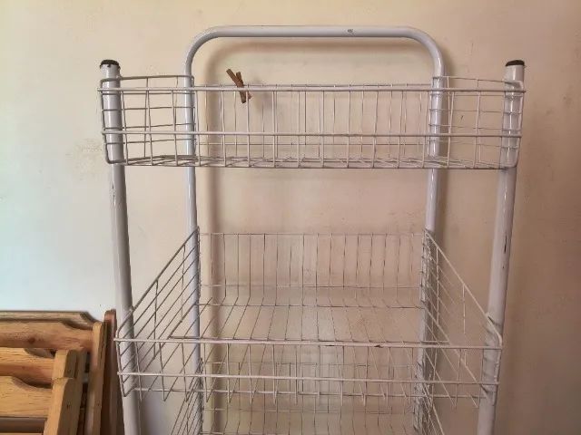 Gôndolas para mercadorias quase nova! - Foto 2