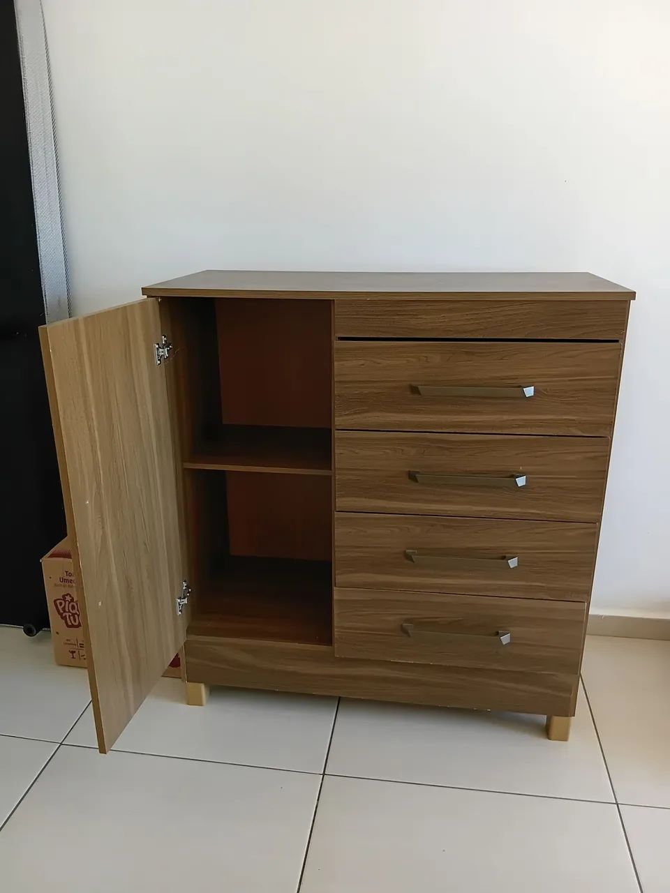Cômoda 4 gavetas e 2 prateleiras  - Foto 3