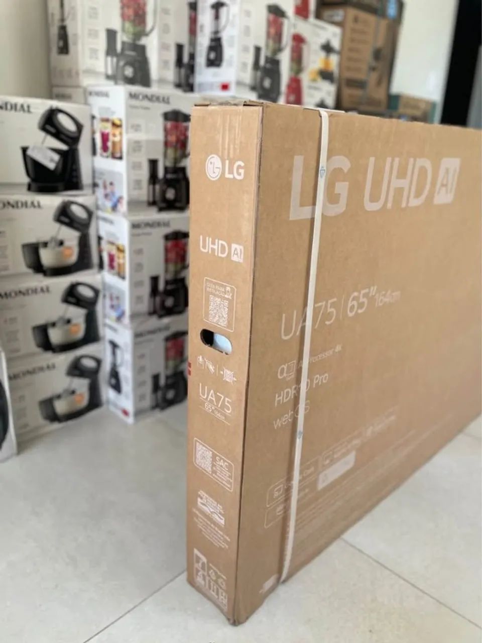 Smart TV LG 65 Polegadas UHD 4K Nova, Lacrada com Nota Fiscal e 1 ano de Garantia - Foto 2