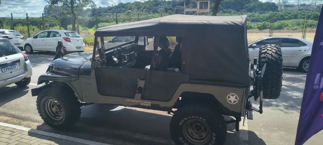 Willys Overland Jeep 2.6 12V Gasolina 2P 1965