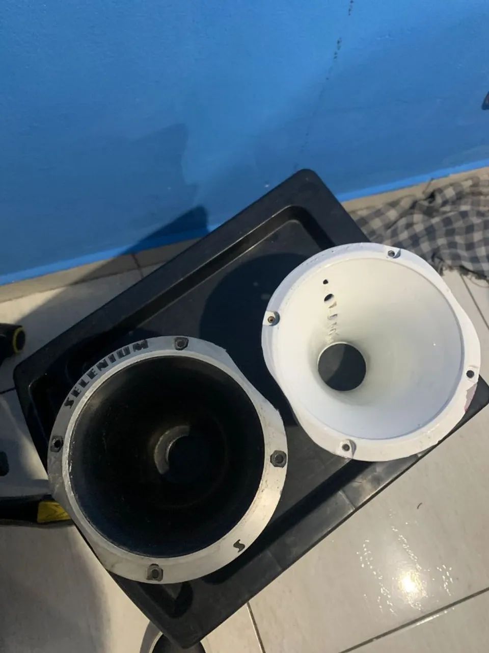 Vendo cone de alumínio - Foto 2
