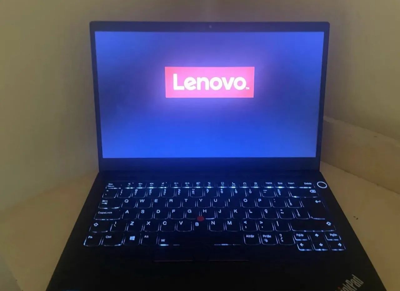 Notebook Lenovo E14 Seminovo