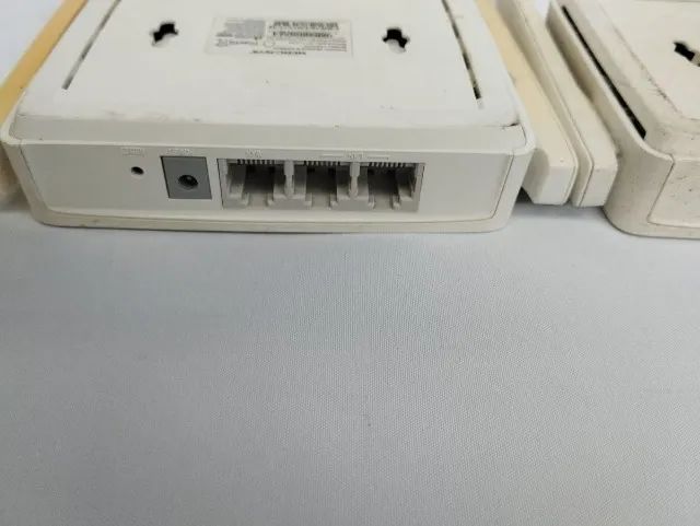 kit 3 roteadores mercusys para retirada de peças - Foto 5