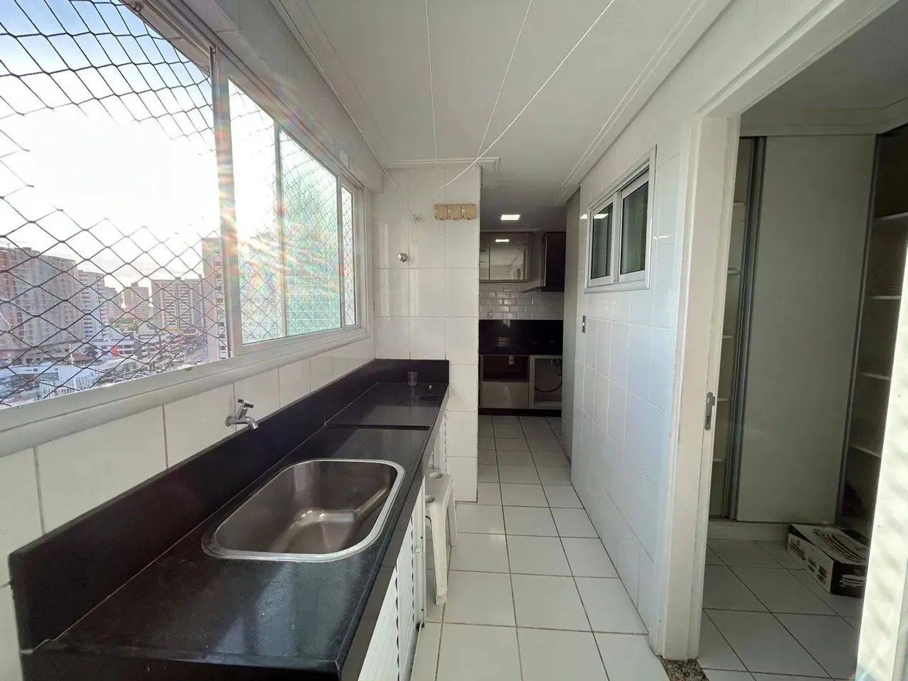 APARTAMENTO À VENDA NA PONTA DO FAROL, ANDAR ALTO 3 SUITES - Foto 9